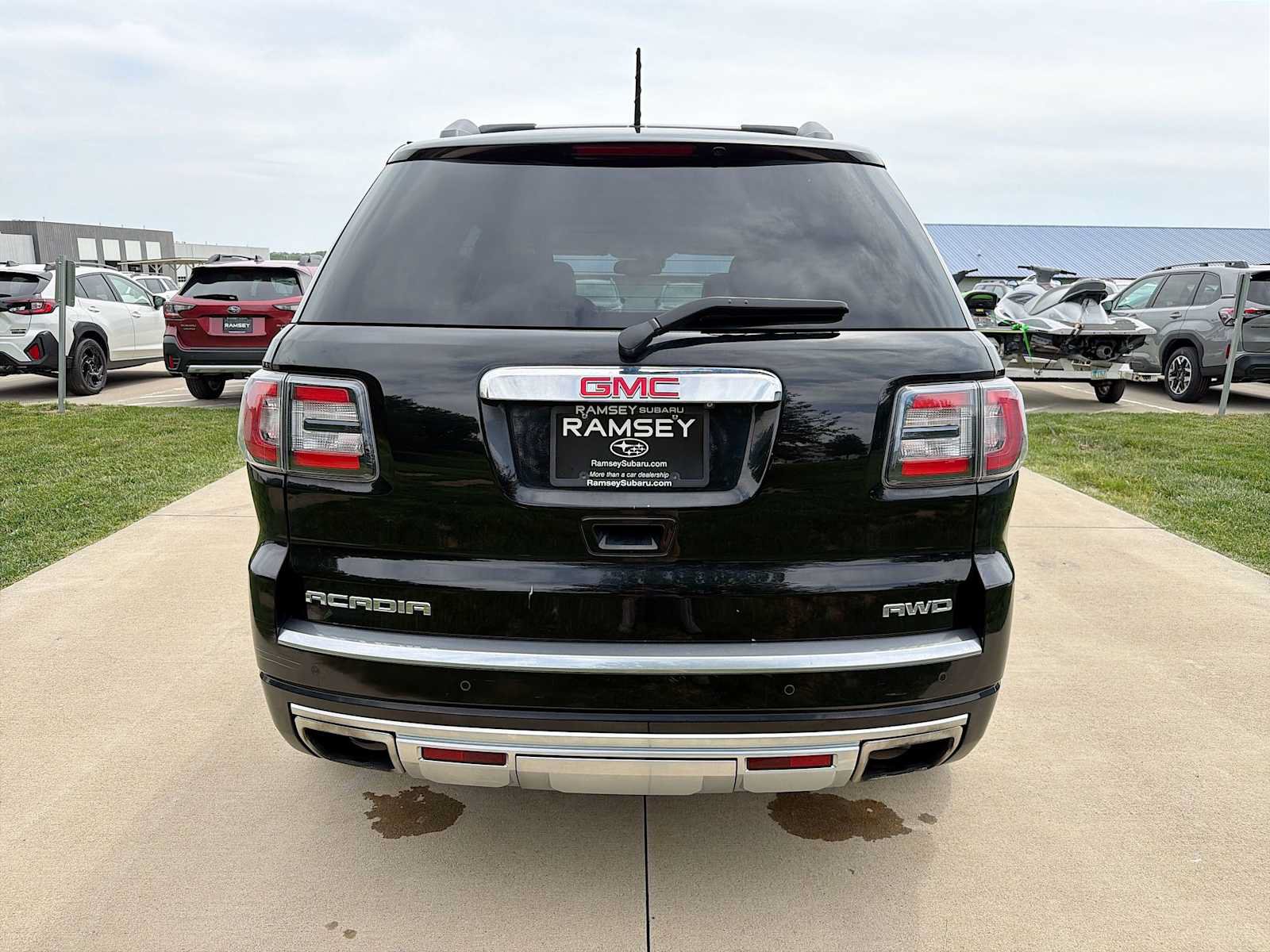 Used 2016 GMC Acadia Denali AWD/4WD image 5