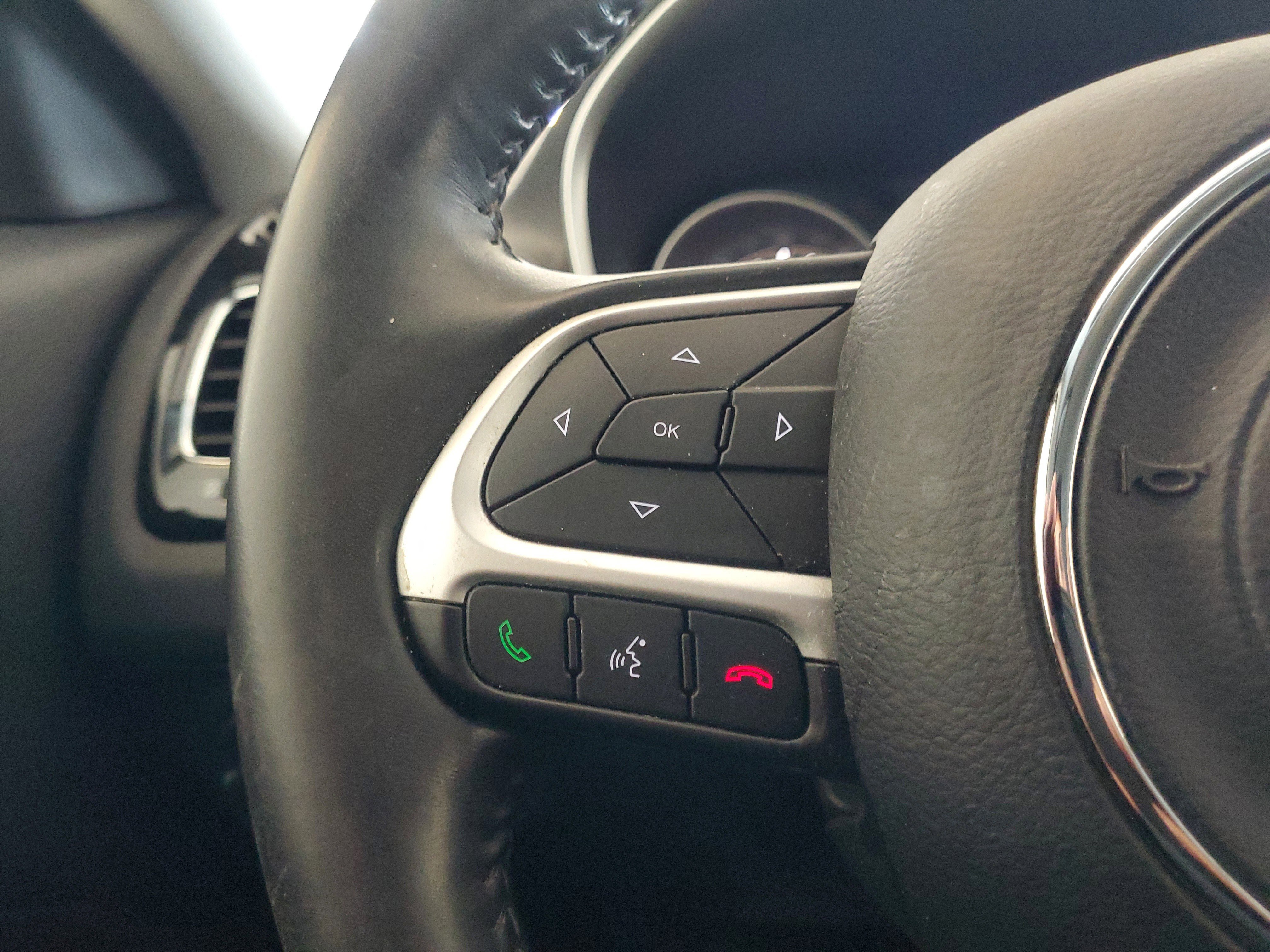 Used 2020 Jeep Compass Altitude image 24