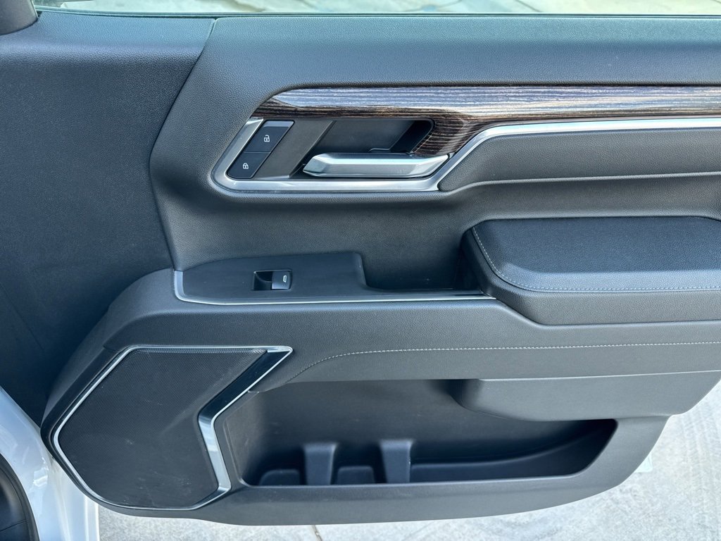 Used 2024 GMC Sierra 1500 SLE image 19