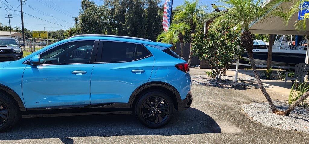 Used 2025 Buick Encore GX Sport Touring image 11