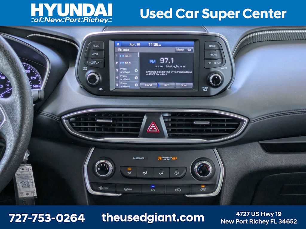 Used 2020 Hyundai Santa Fe SE image 20