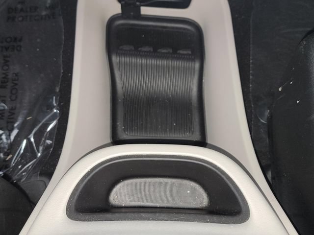 Used 2023 Chrysler Pacifica Touring-L FWD image 25