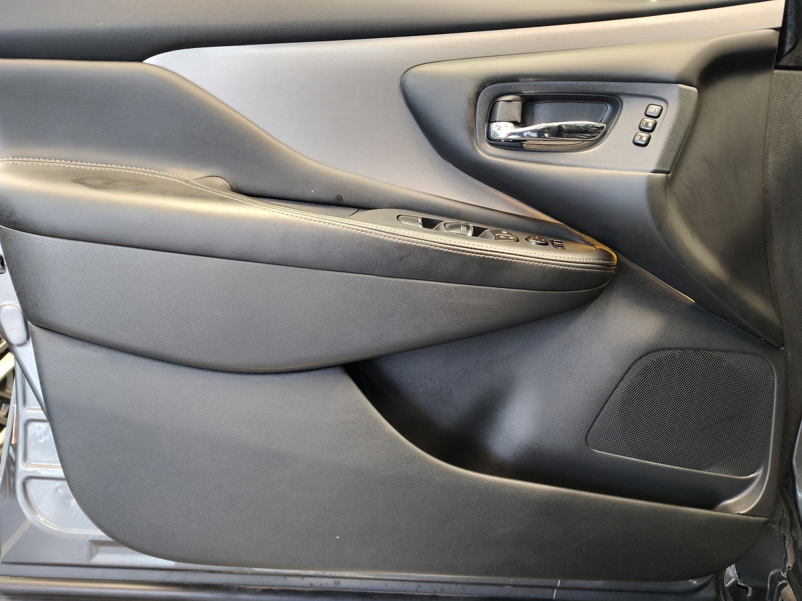 Used 2019 Nissan Murano SL FWD image 29