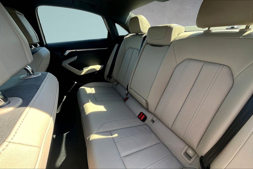 Used 2022 Audi A3 2.0T Premium image 22