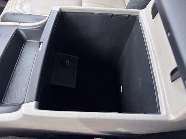 Used 2020 Kia Sedona EX FWD image 26