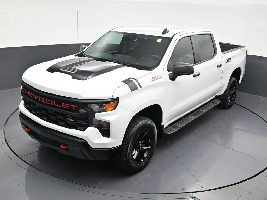 Used 2025 Chevrolet Silverado 1500 Custom Trail Boss AWD/4WD image 17