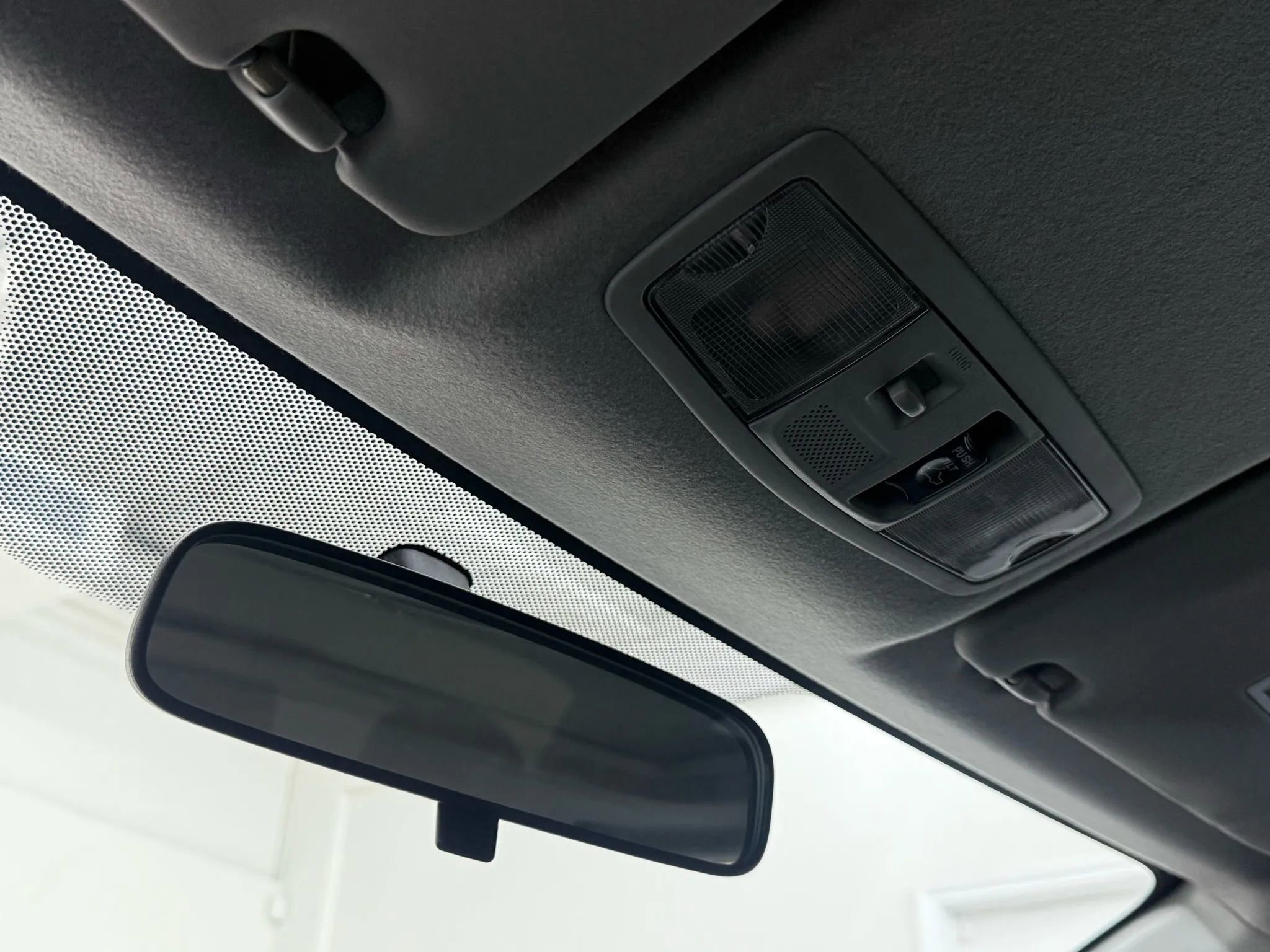 Used 2014 Mitsubishi Lancer Evolution GSR image 28