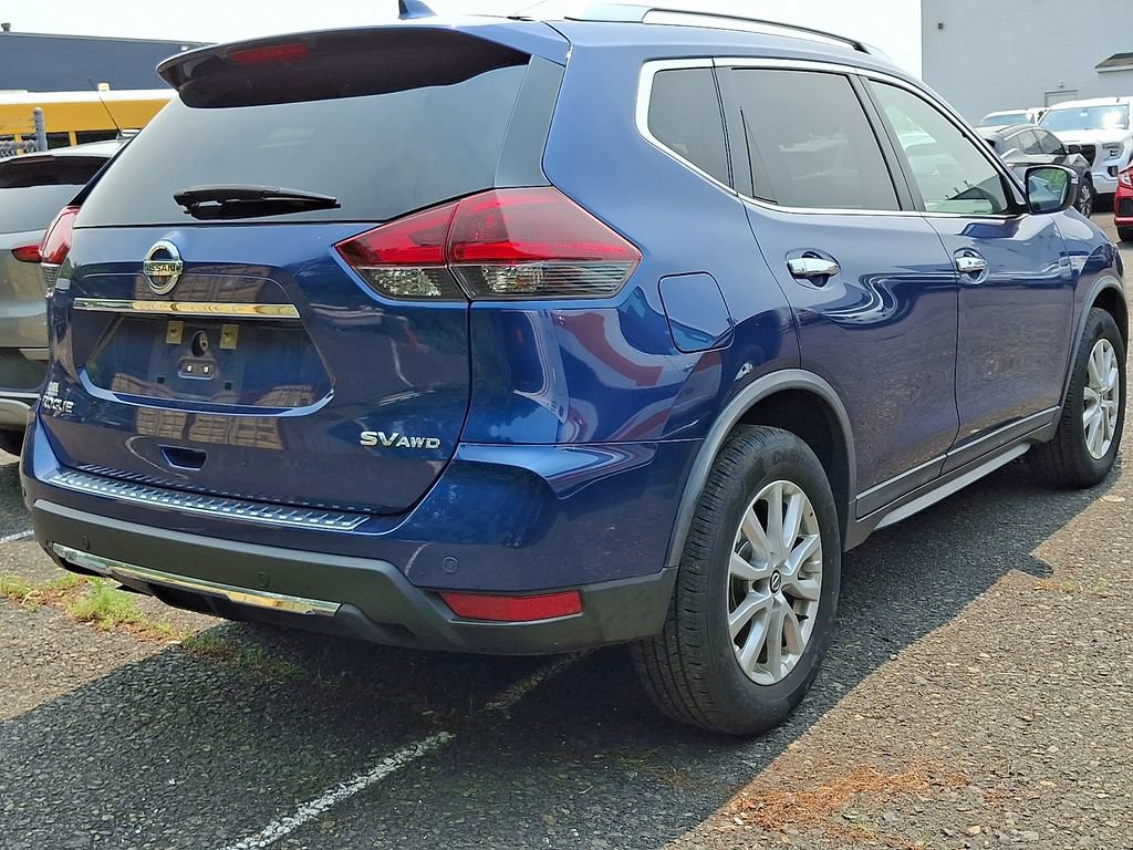 Used 2020 Nissan Rogue SV AWD/4WD image 6