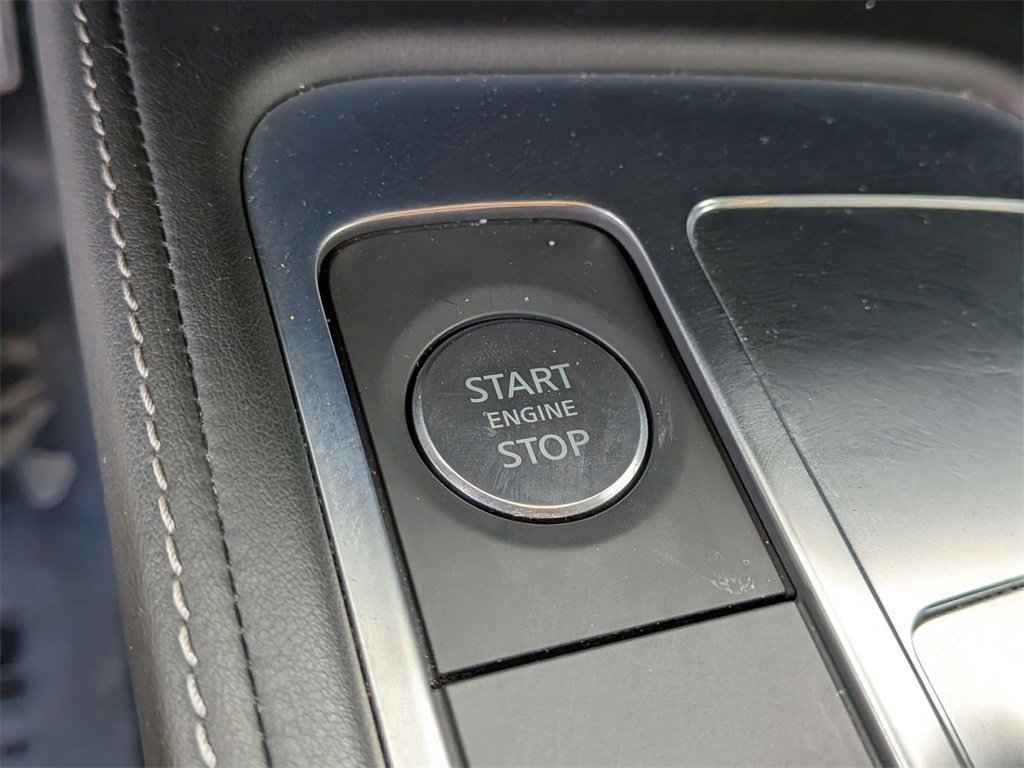 Certified 2025 INFINITI QX60 Luxe image 21