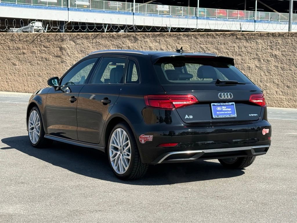 Used 2018 Audi A3 e-tron Premium w/ Sport Package FWD image 4