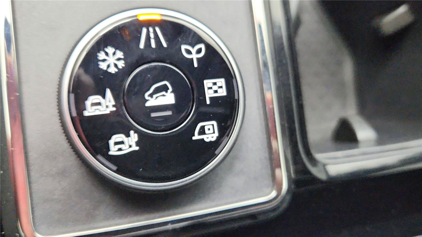 Used 2024 Nissan Pathfinder Rock Creek AWD/4WD image 32