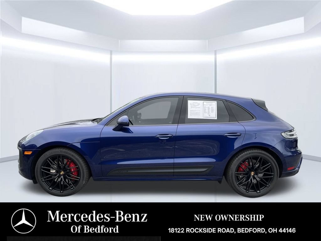Used 2022 Porsche Macan GTS AWD/4WD image 2