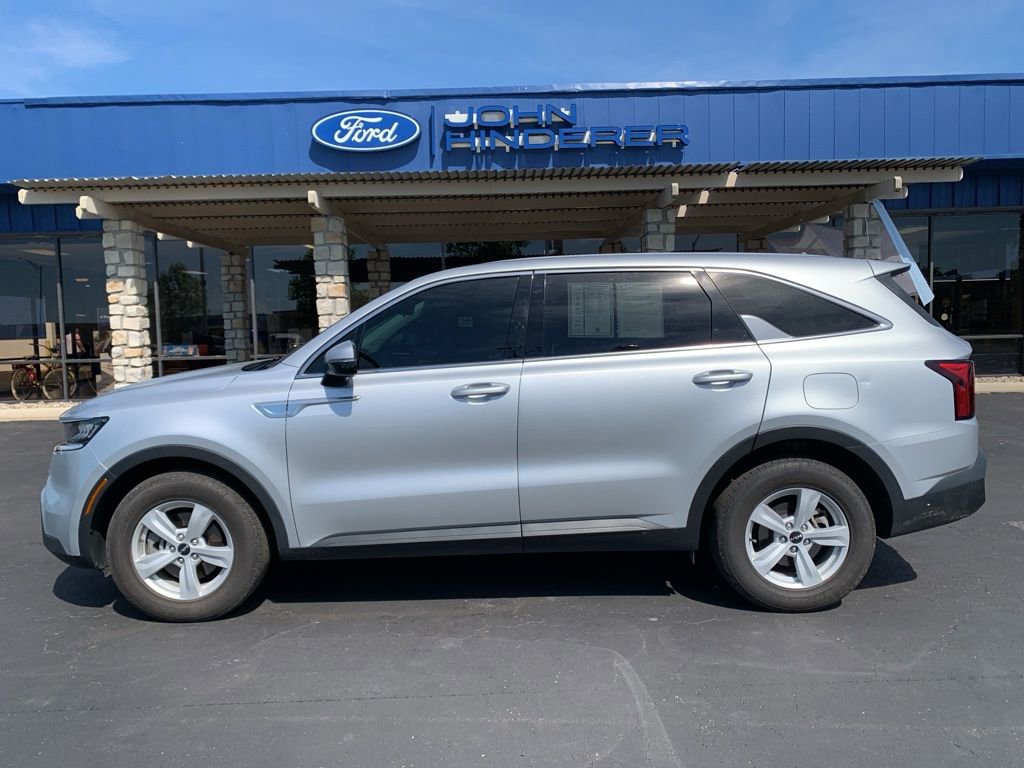 Used 2022 Kia Sorento LX FWD image 6