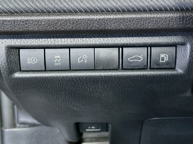 Certified 2025 Toyota Camry SE FWD image 12