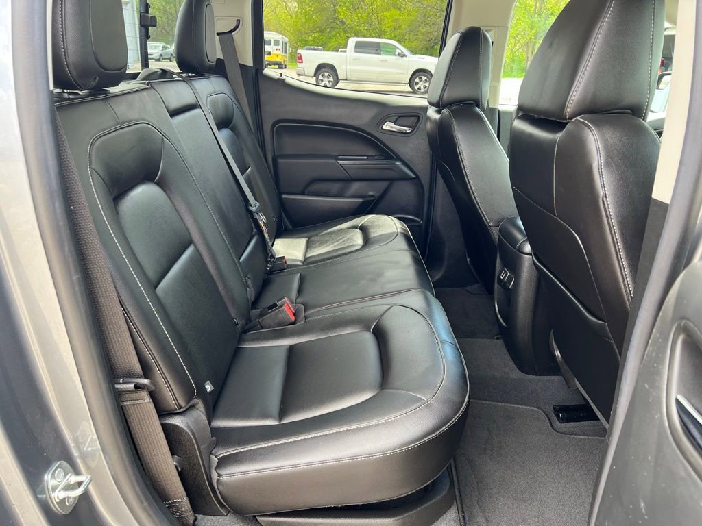 Used 2022 Chevrolet Colorado LT w/ Luxury Package RWD image 17