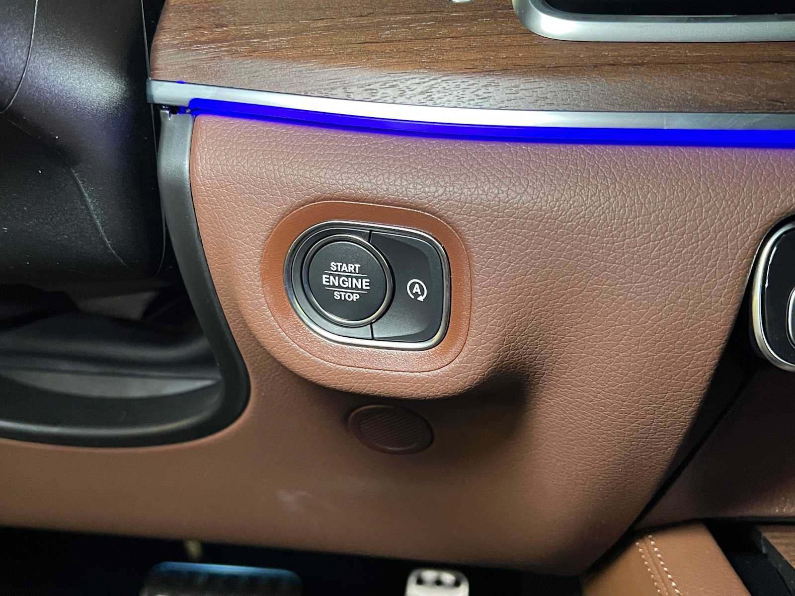 New 2026 Mercedes-Benz GLS 450 4MATIC image 32
