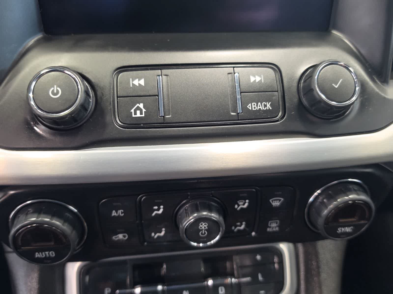 Used 2021 GMC Acadia SLE w/ LPO, Floor Liner Package AWD/4WD image 24