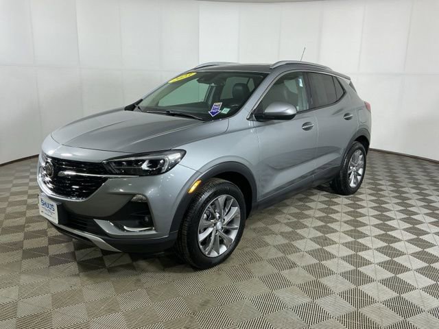 Used 2023 Buick Encore GX Essence w/ Experience Buick Package image 4