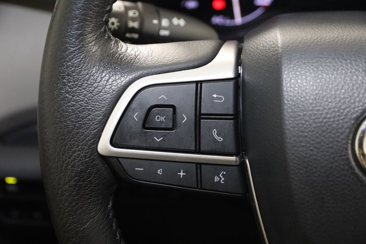 Used 2021 Toyota Sienna XLE FWD image 35