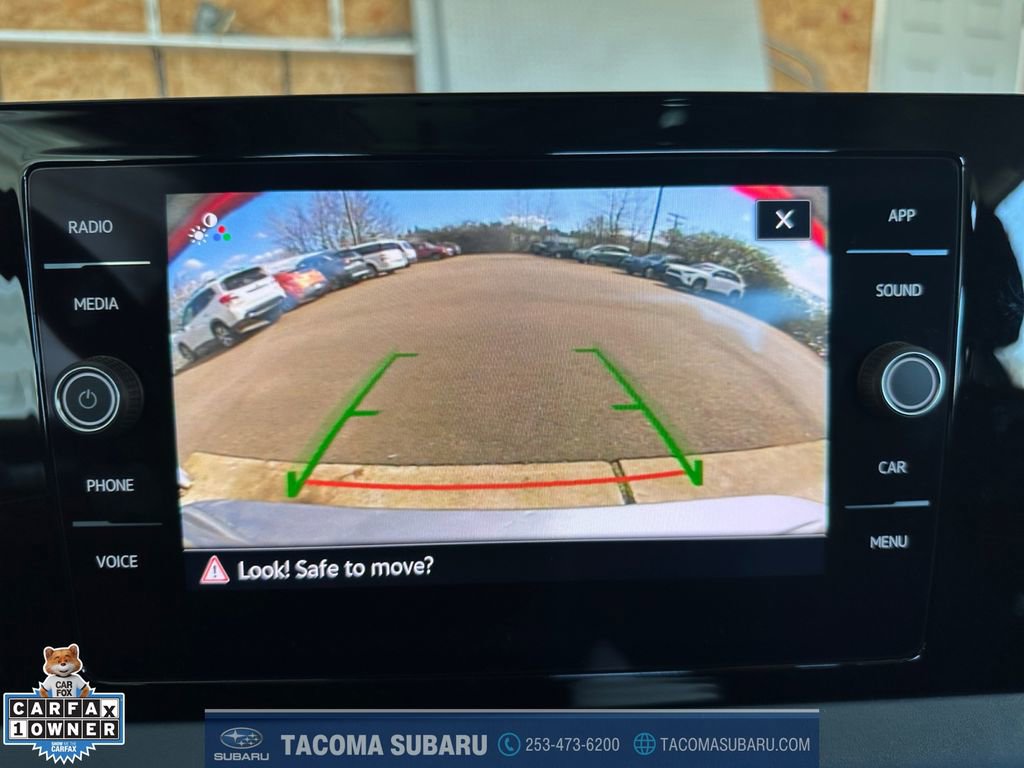 Used 2025 Volkswagen Jetta SE image 22