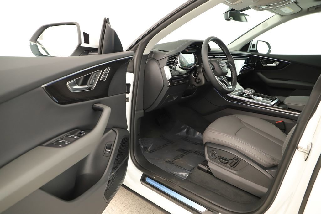 New 2026 Audi Q8 Premium image 14