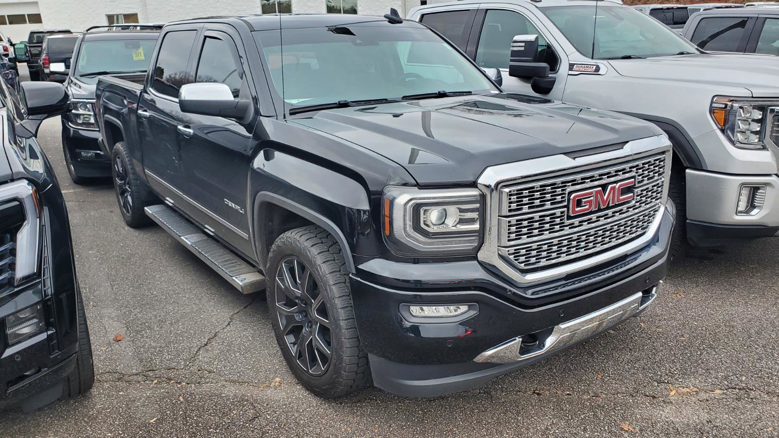 Used 2016 GMC Sierra 1500 Denali w/ Enhanced Driver Alert Package video 2