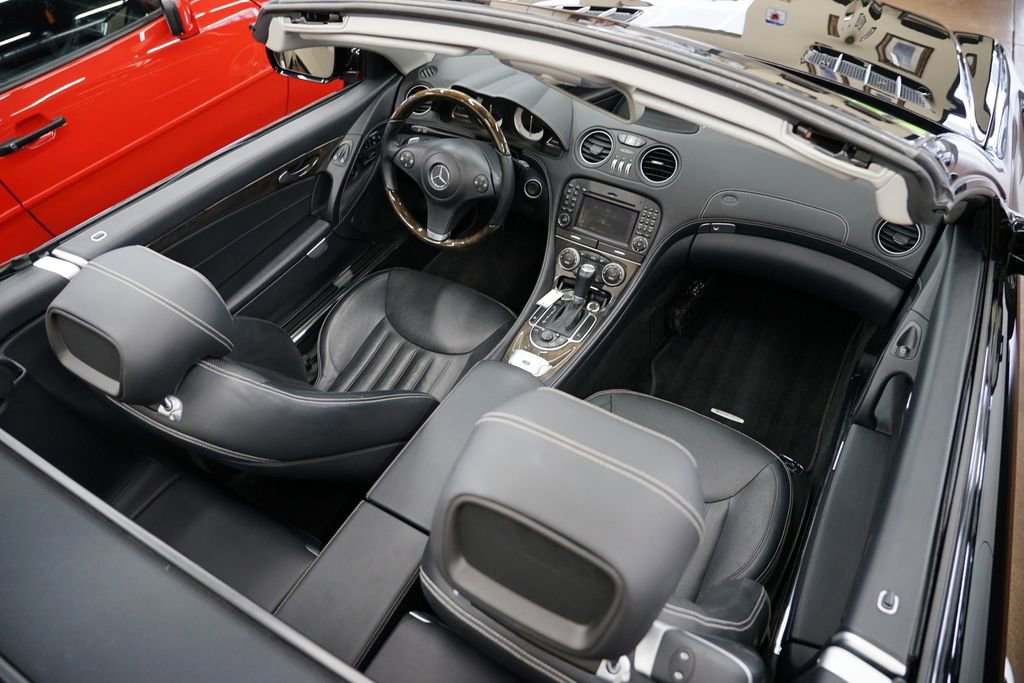 Used 2012 Mercedes-Benz SL 550 image 22