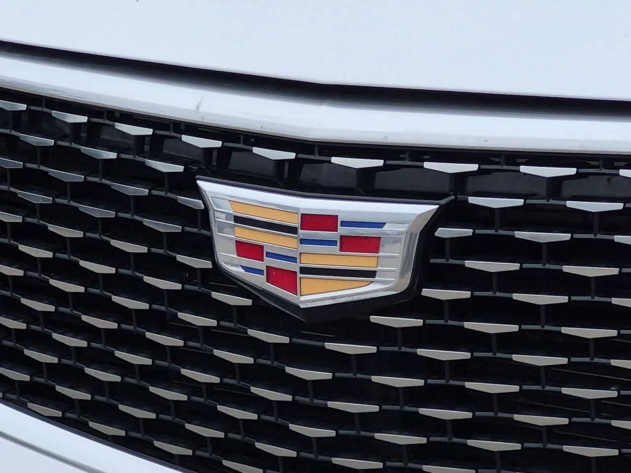 Used 2024 Cadillac XT6 Premium Luxury AWD/4WD image 11