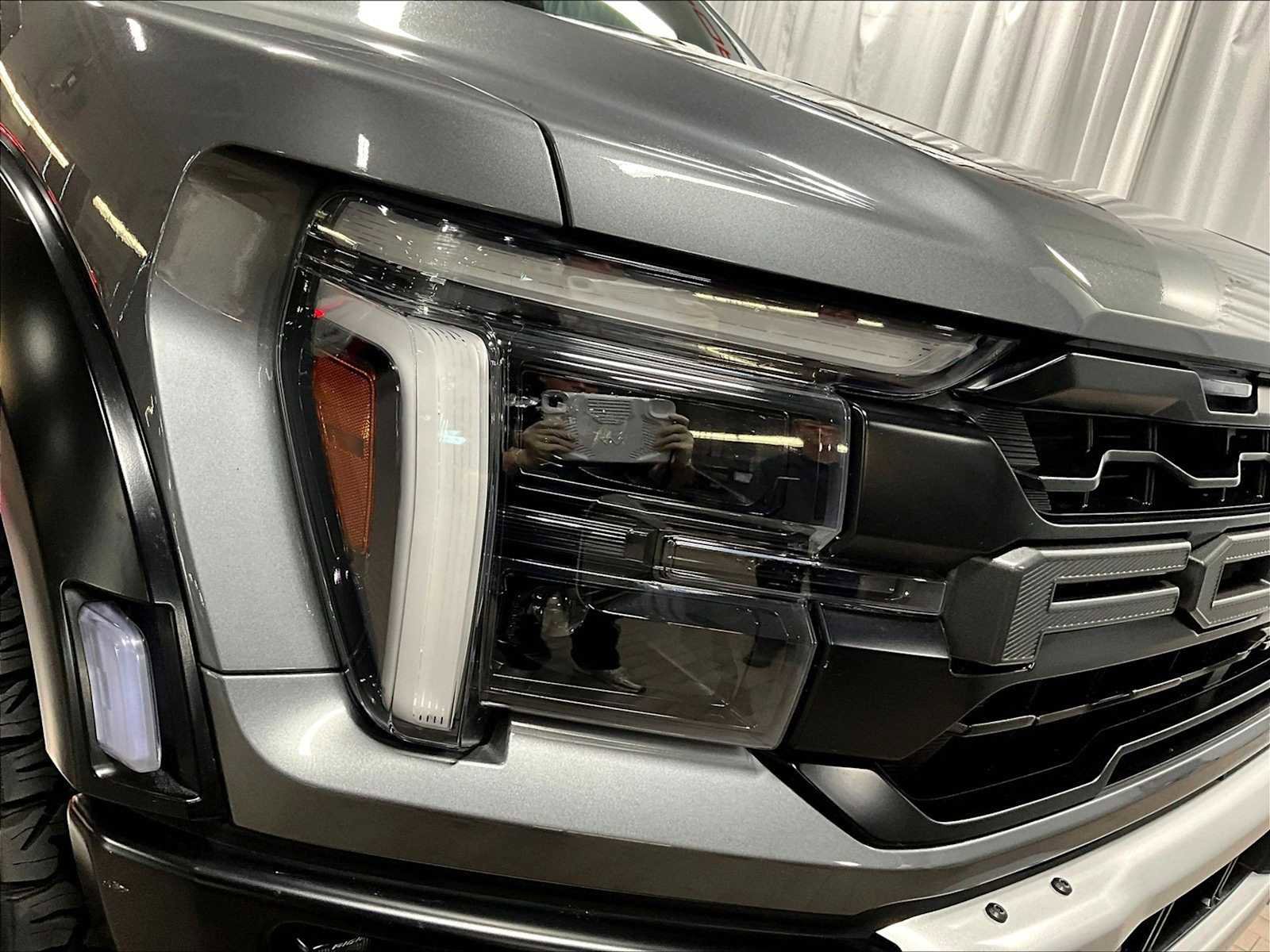 Used 2025 Ford F150 Raptor image 14