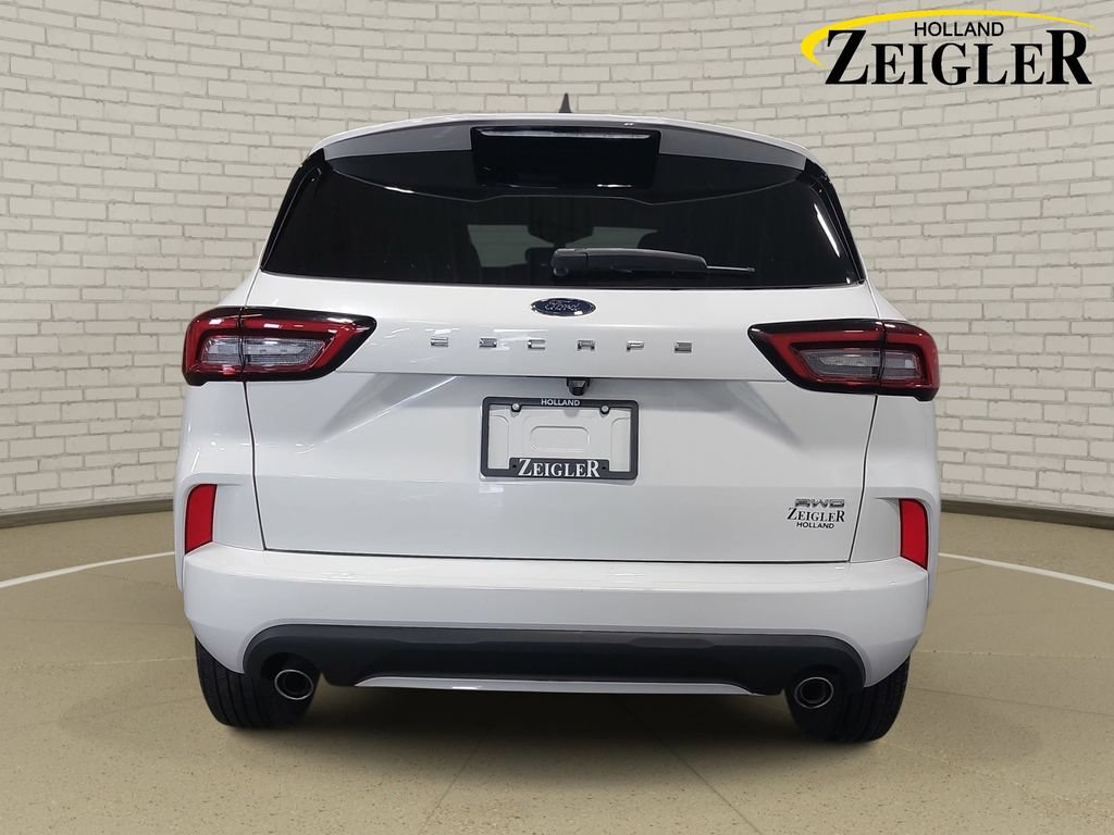 Used 2024 Ford Escape ST-Line AWD/4WD image 6
