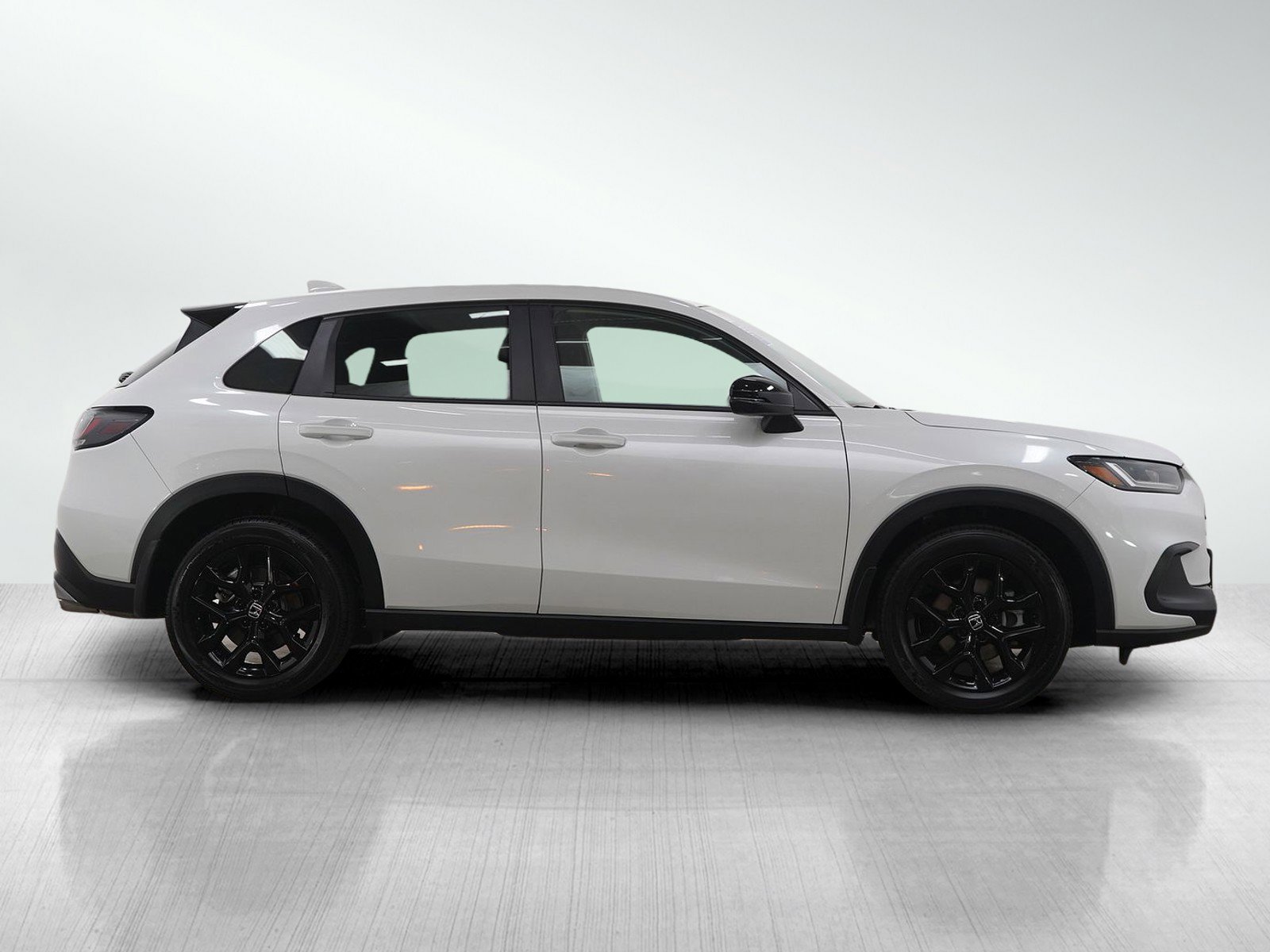 Used 2023 Honda HR-V Sport image 7