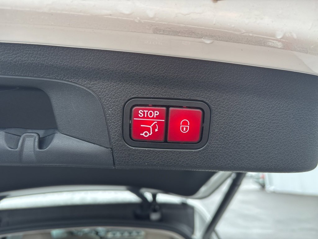 Used 2021 Mercedes-Benz GLE 450 4MATIC image 28