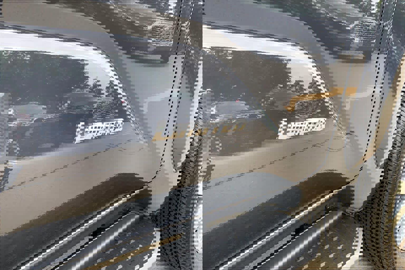 Used 2026 Toyota 4Runner Limited AWD/4WD image 10