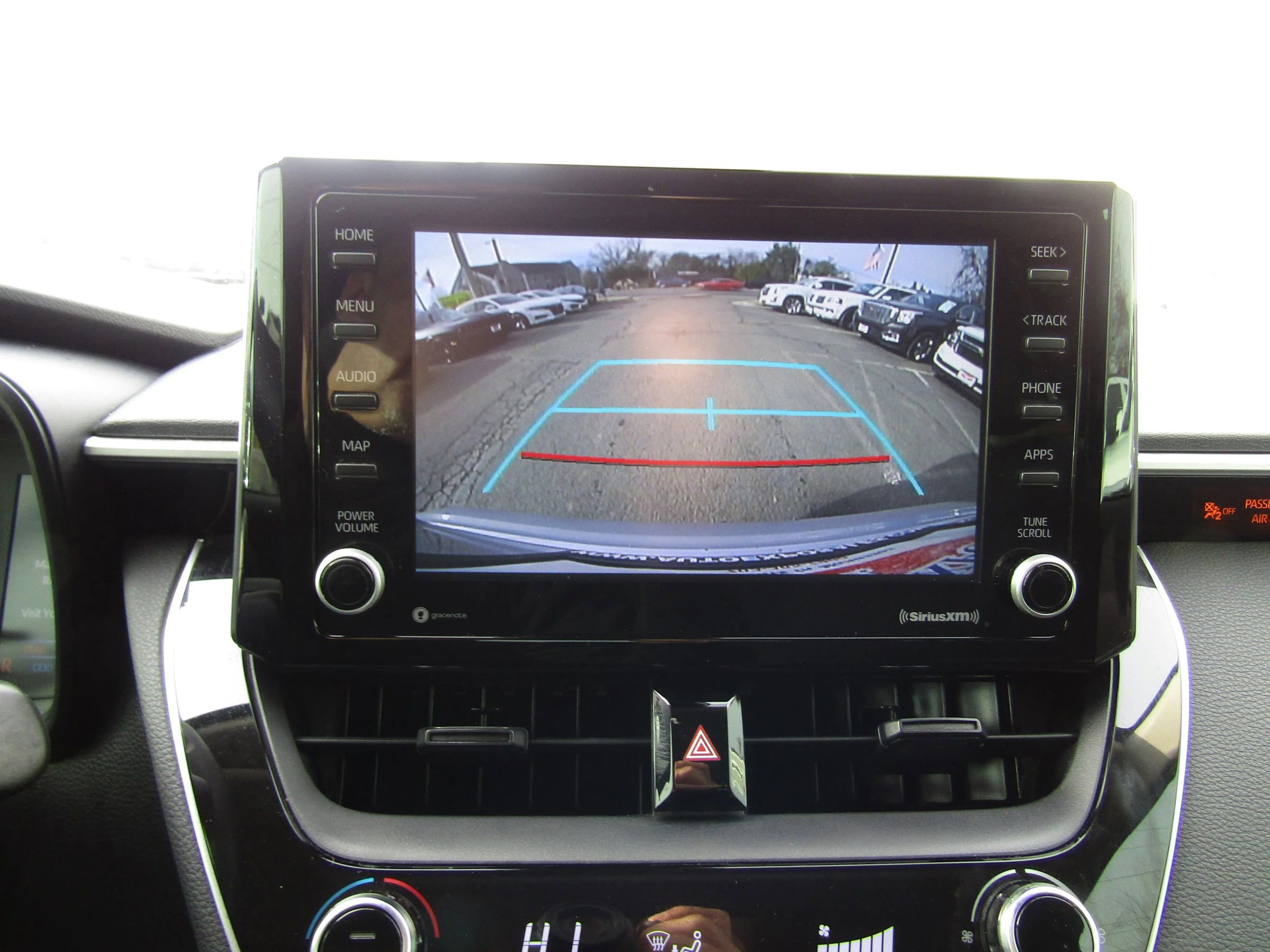 Used 2022 Toyota Corolla LE image 18