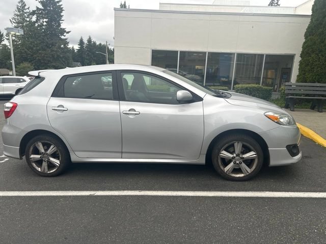 Used 2010 Toyota Matrix S AWD/4WD image 3