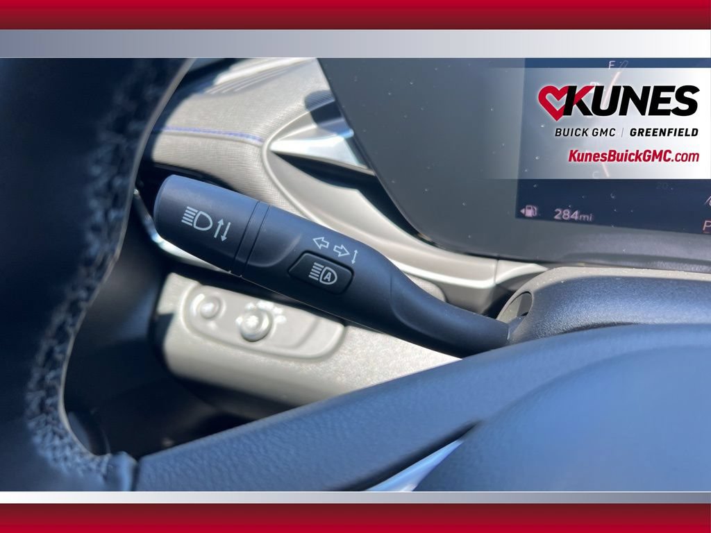 Used 2026 Buick Envista Sport Touring w/ Convenience I Package FWD image 19