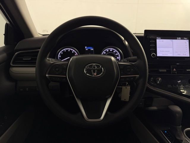 Used 2023 Toyota Camry LE image 20