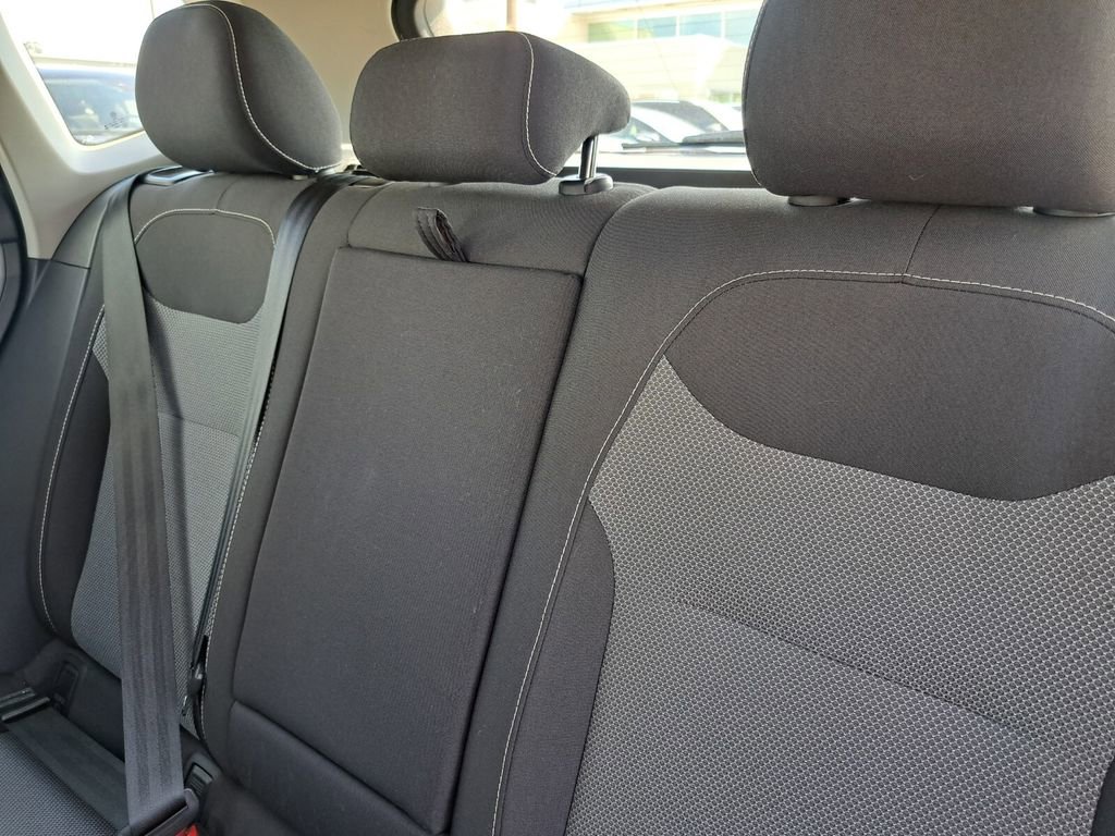 Used 2024 Volkswagen Taos S FWD image 22