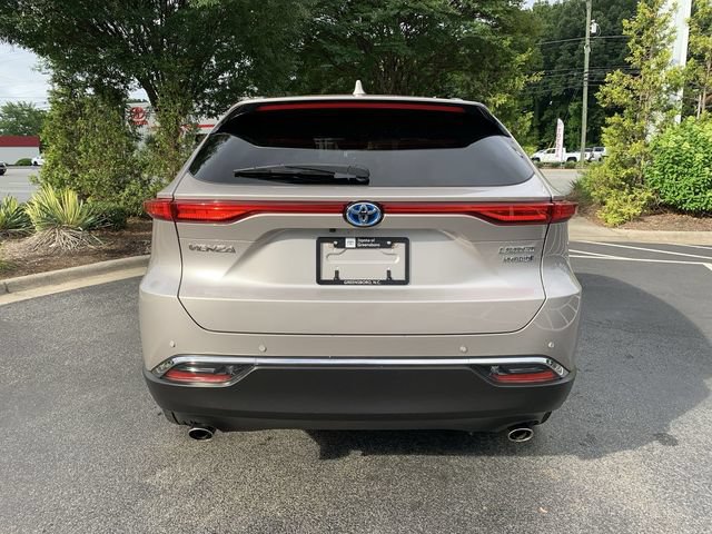 Used 2022 Toyota Venza Limited AWD/4WD image 7