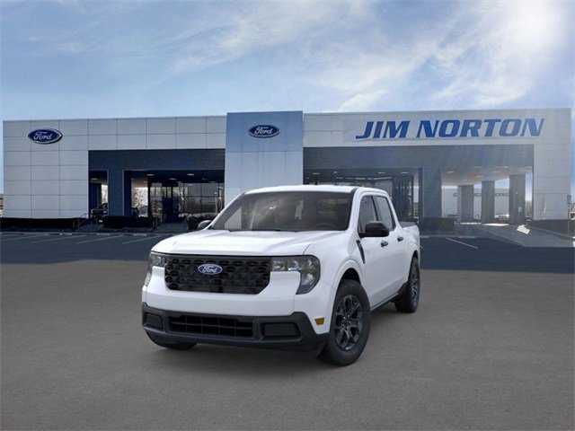 New 2025 Ford Maverick XLT w/ XLT Luxury Package image 2