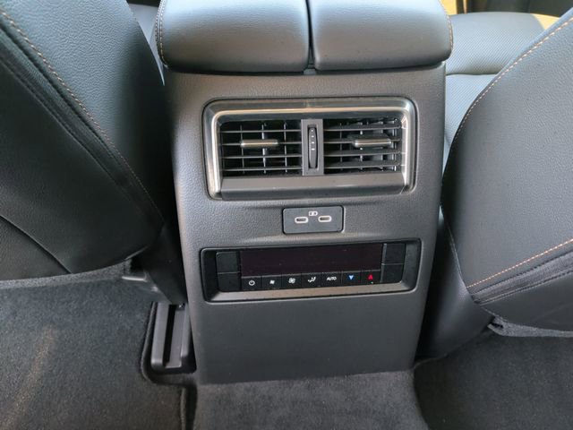 Used 2024 MAZDA CX-90 3.3 Turbo w/ Preferred Package AWD/4WD image 19