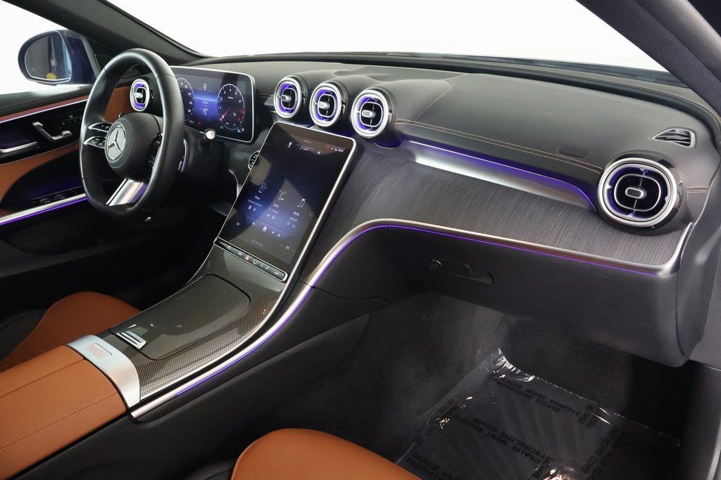 Used 2023 Mercedes-Benz C 300 Sedan image 9