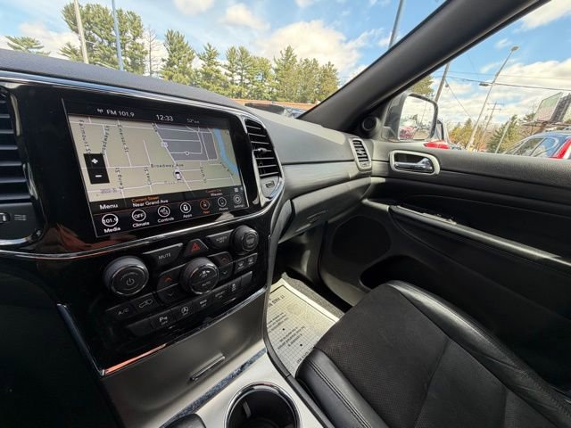 Used 2021 Jeep Grand Cherokee Altitude AWD/4WD image 26