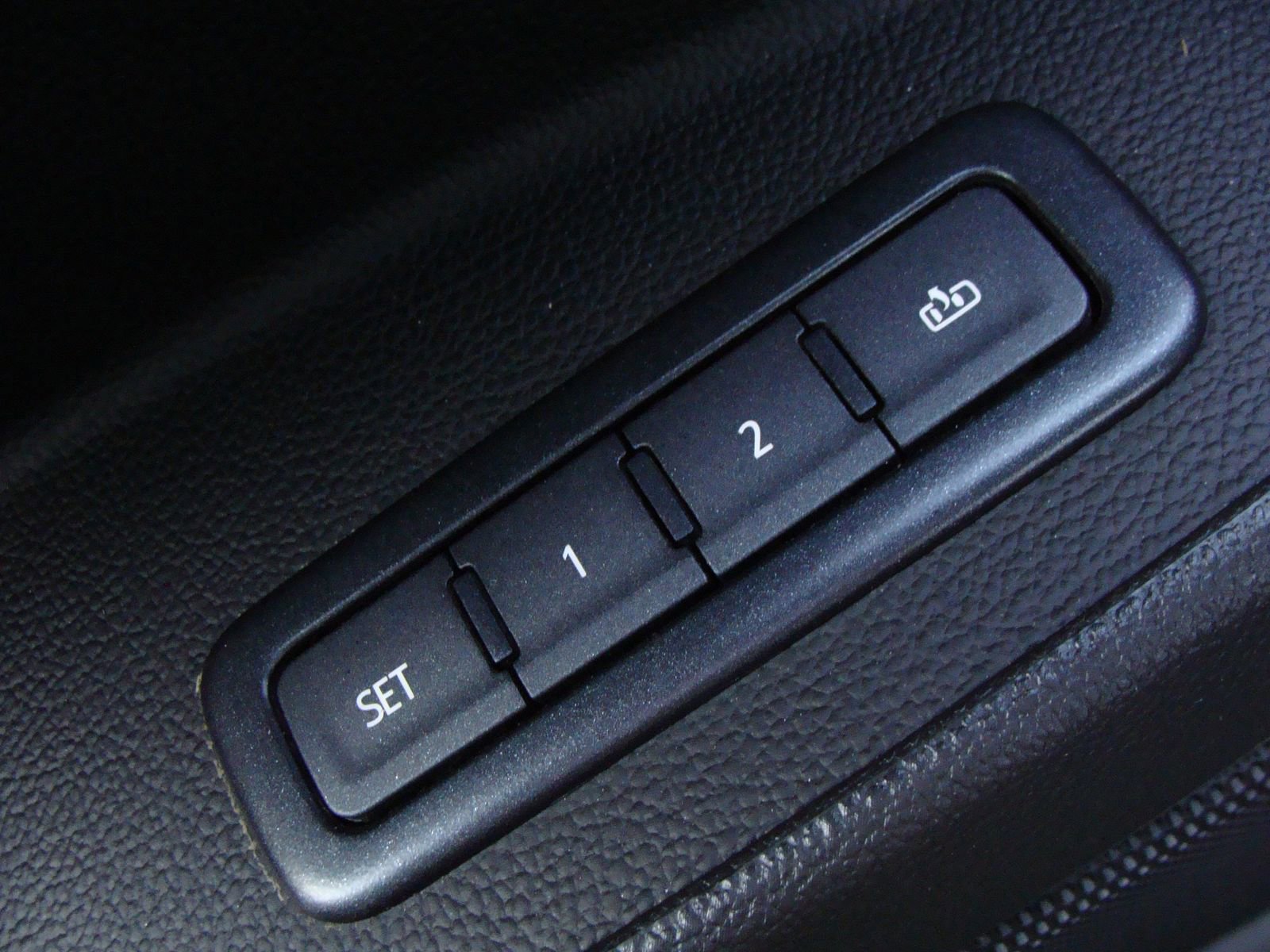 Used 2019 GMC Yukon Denali w/ Denali Ultimate Package image 36