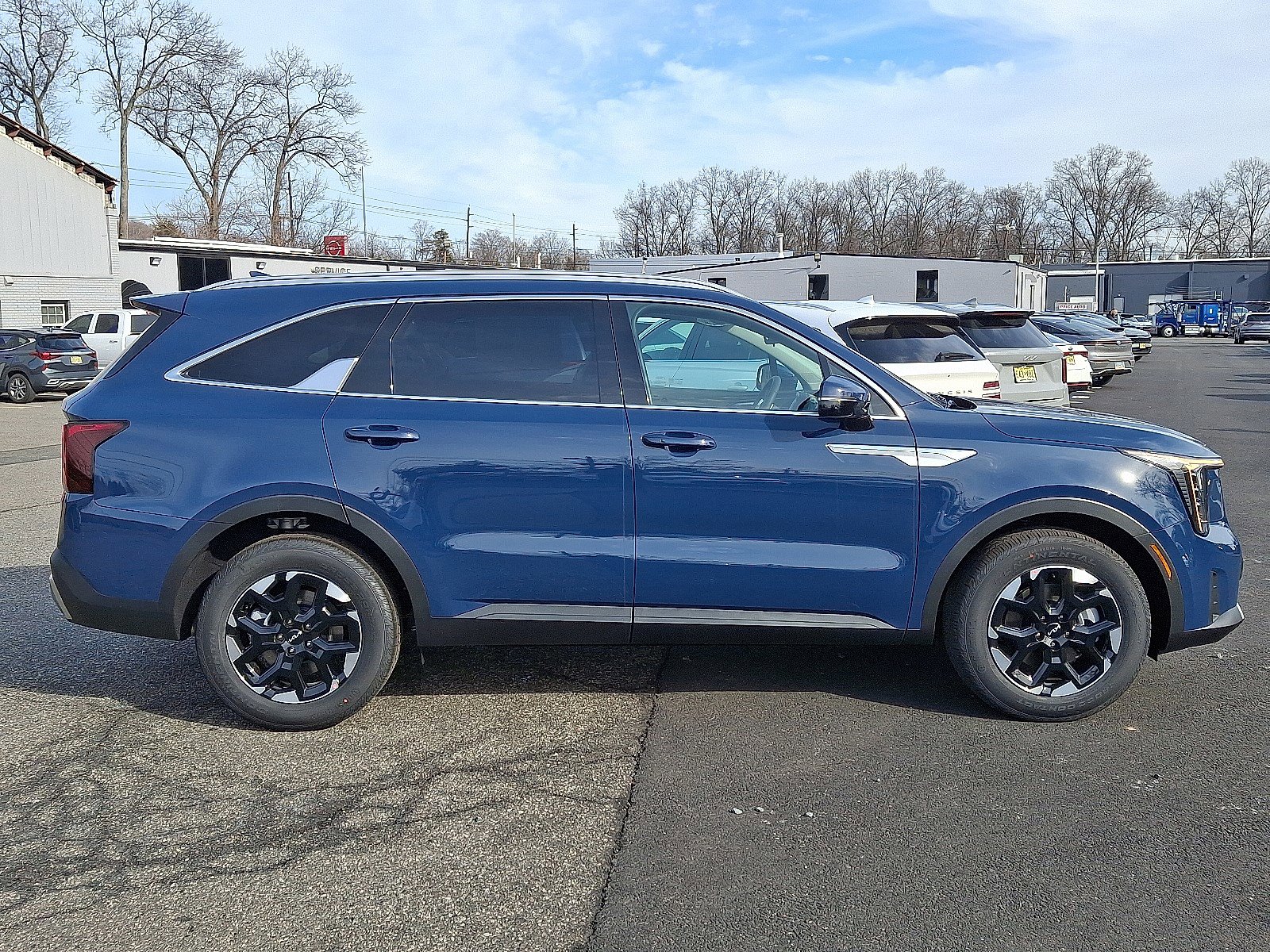 New 2026 Kia Sorento S w/ S Panoramic Sunroof Package image 8