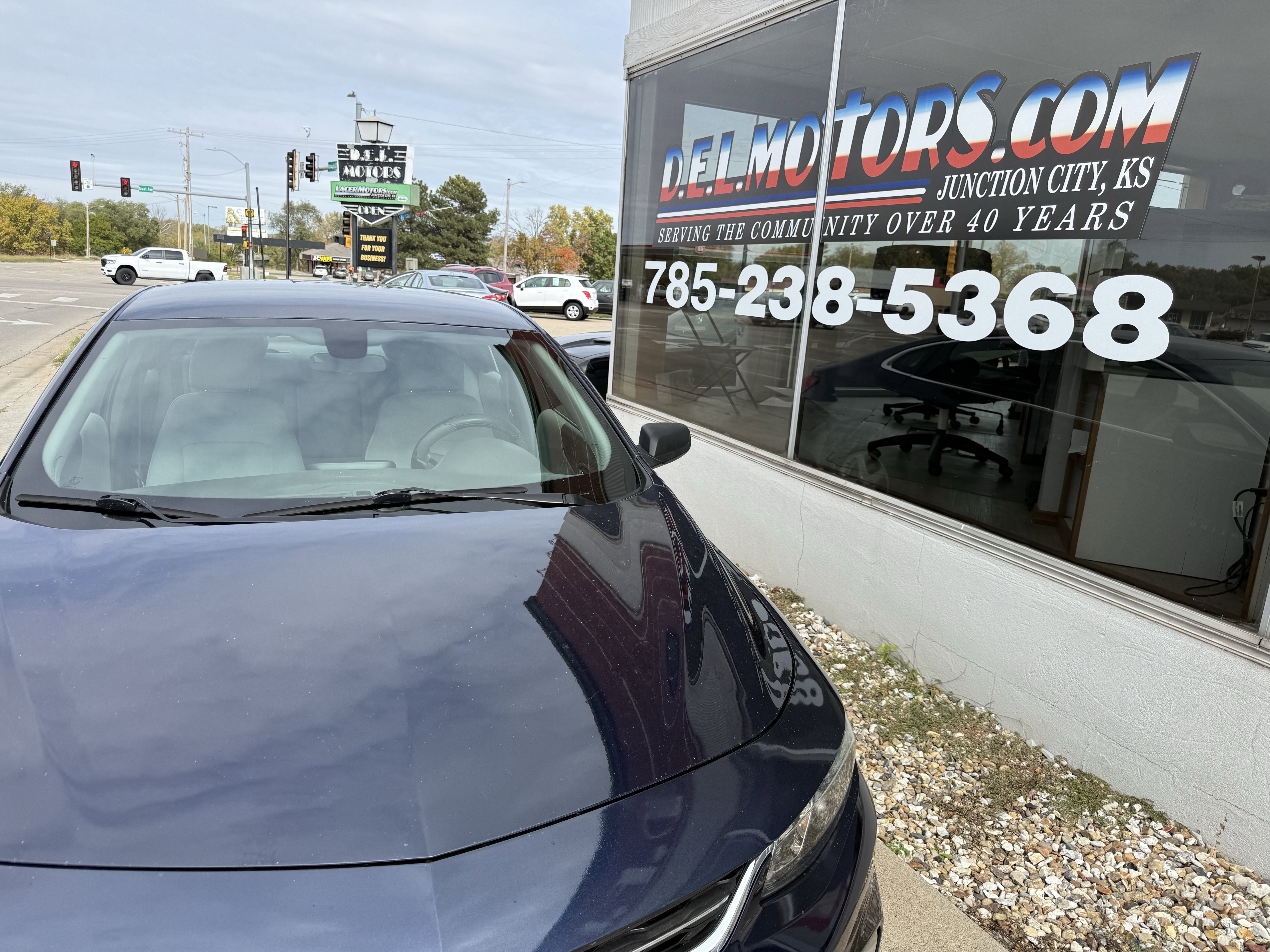 Used 2016 Chevrolet Malibu LS image 3