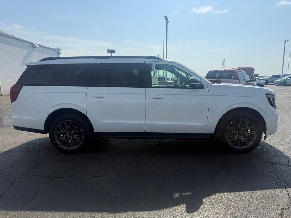 New 2026 Ford Expedition Max Platinum image 2