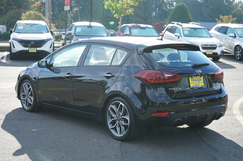 Used 2016 Kia Forte SX w/ Option Group 050 FWD image 8