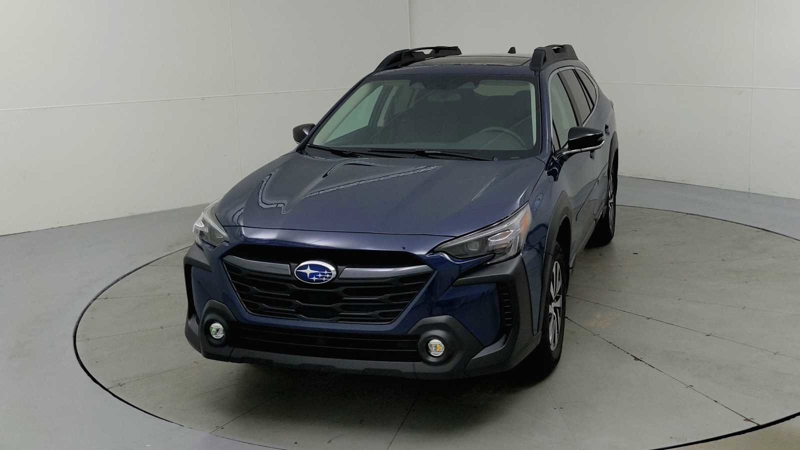 New 2025 Subaru Outback Premium video 3