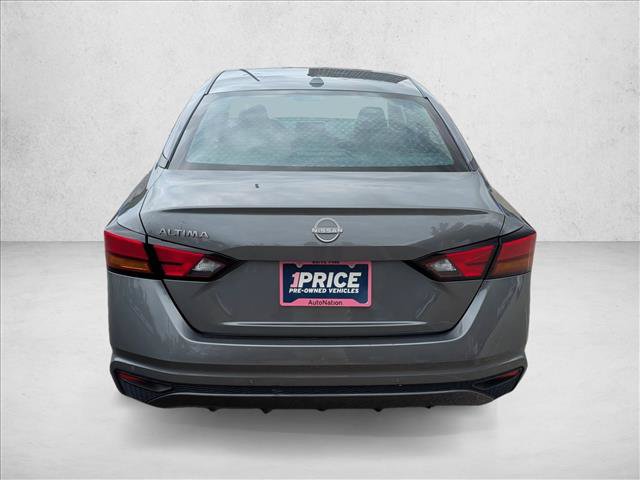 Used 2025 Nissan Altima 2.5 SV FWD image 6